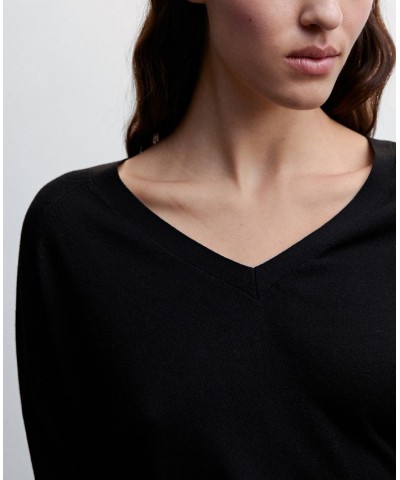 Women's Fine-Knit Sweater Black $27.49 Sweaters