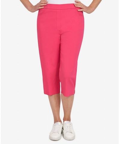 Women's Hot Allure Clamdigger Capris Pants Pink $33.32 Pants